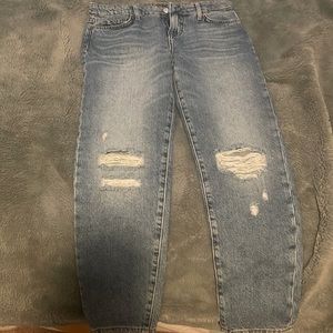 Ripped jeans from forever 21 kids. Size US 13/14
